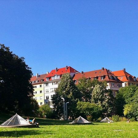 Zimmer Mit Parkblick Stuttgart Exterior foto